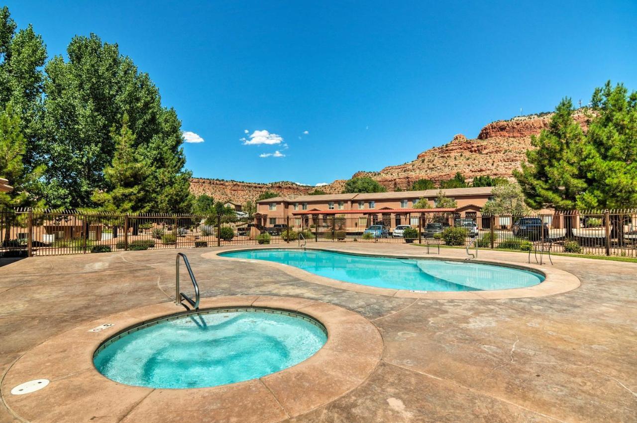With Pool And Ac Less Than 1 Mi To Attractions! Apartment