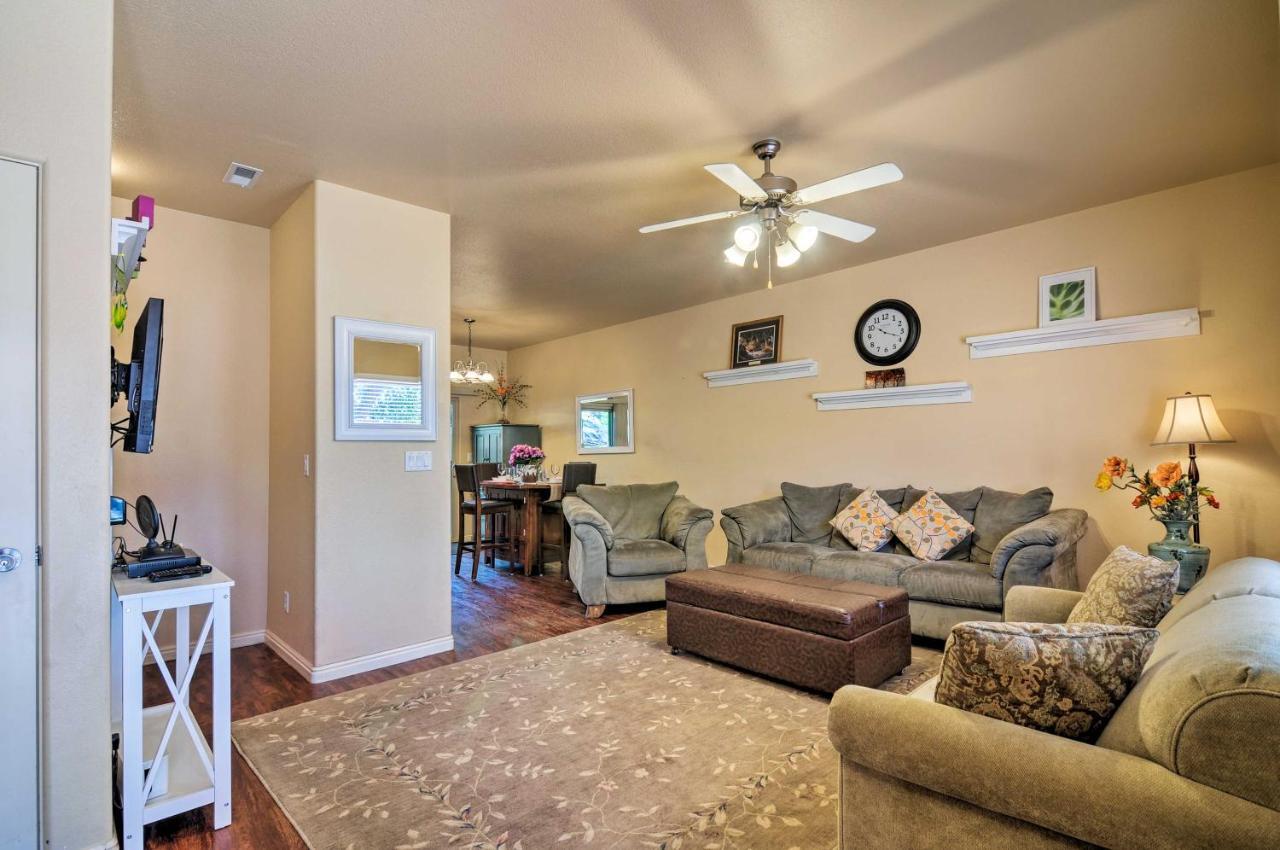 Apartment With Pool And Ac Less Than 1 Mi To Attractions! *
