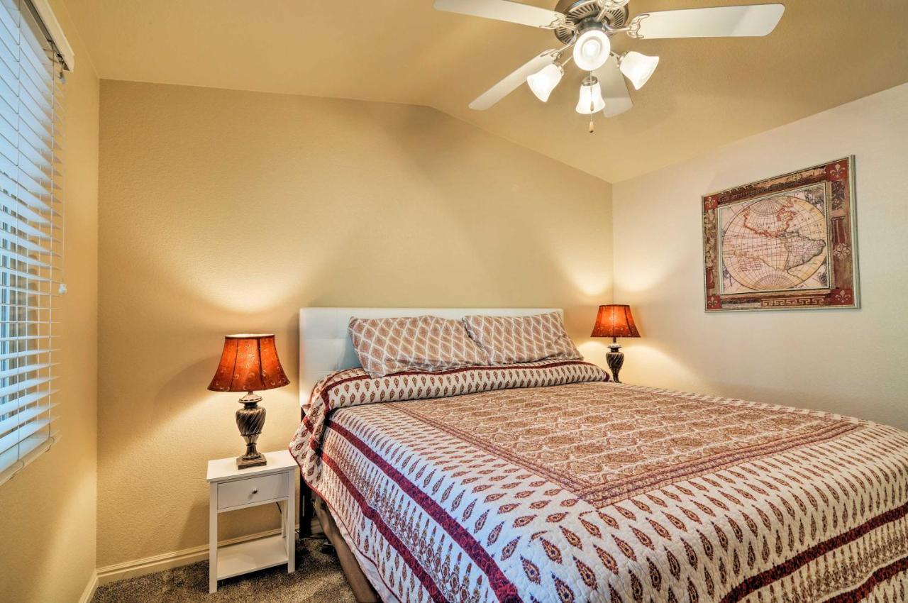 With Pool And Ac Less Than 1 Mi To Attractions! Apartment
